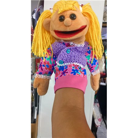 Títere de medio cuerpo. NIÑA