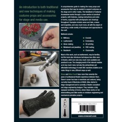Libro. THE HANDBOOK OF COSTUME ACCESSORIES. Diane and Giles Favell